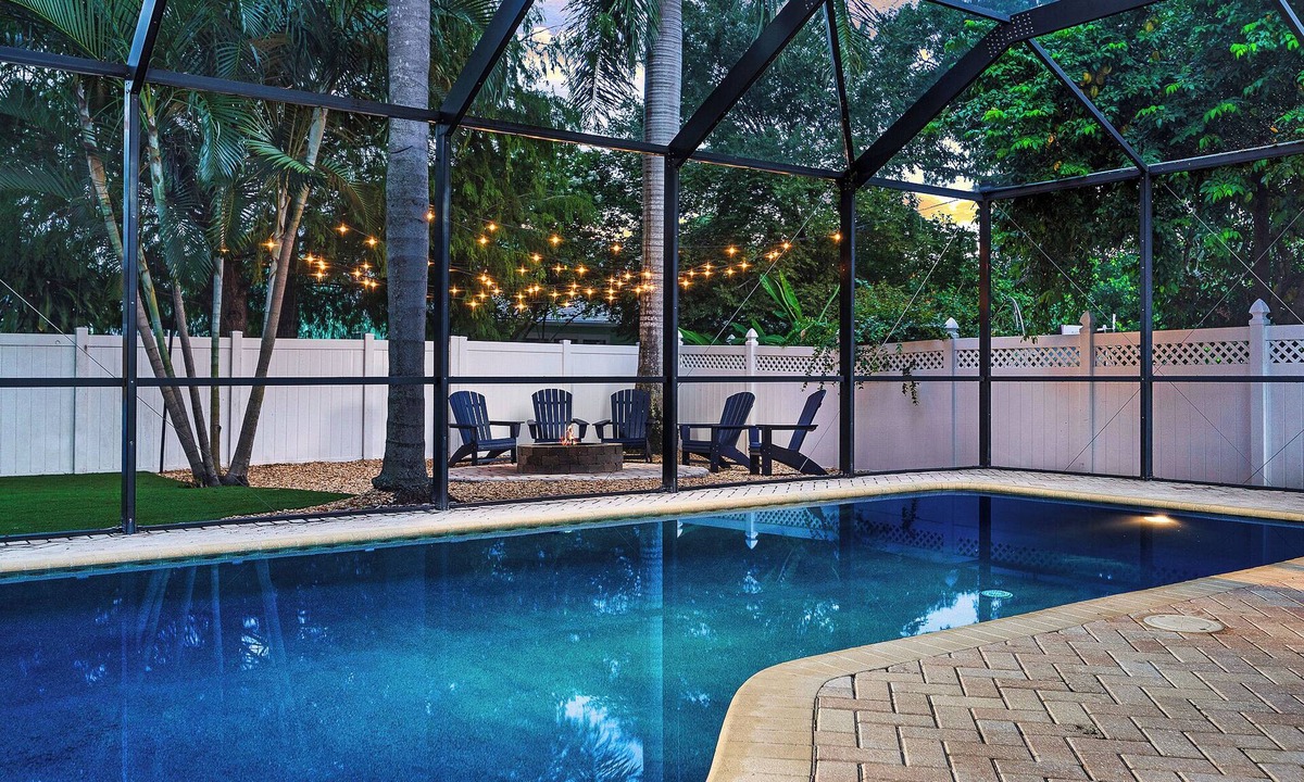 Seminole House | Family Fun/Pool, Putt-Putt, Game room, Fire pit, 5 Min to Beach
