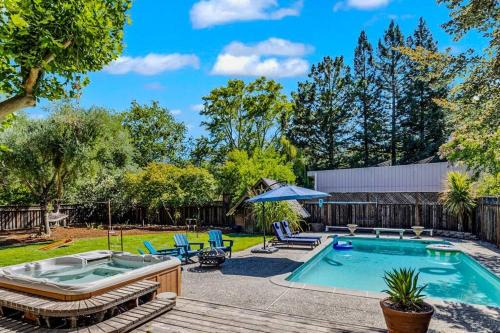Kenwood House | Family Fun Retreat in Wine Country - Epic Game Room - Pool - Spa