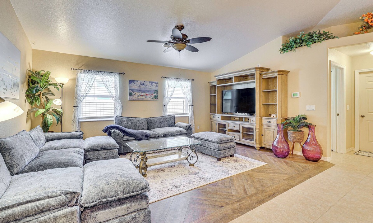 Burnt Store House | Family Fun! Spacious Home in Cape Coral