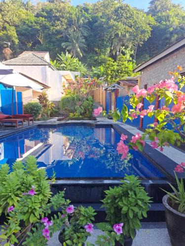 Senggigi House | Family Garden Homestay