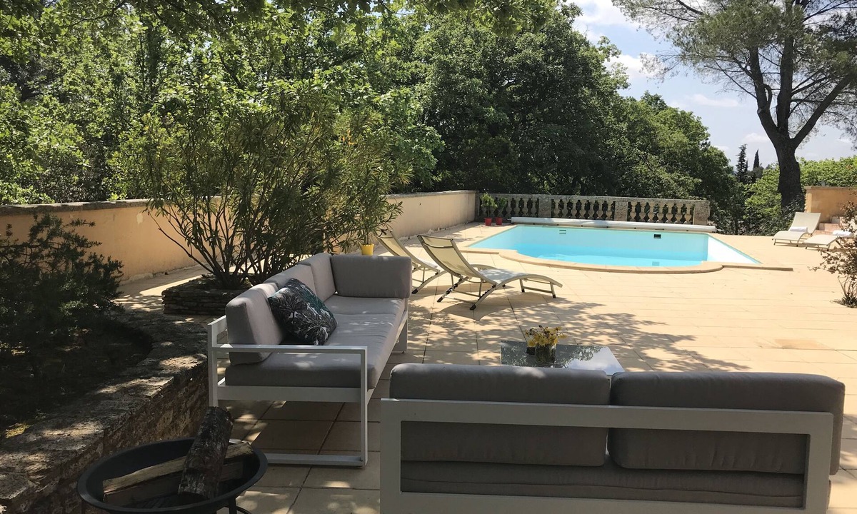 Castillon-du-Gard House | Family gite up to 6P with heated swimming pool