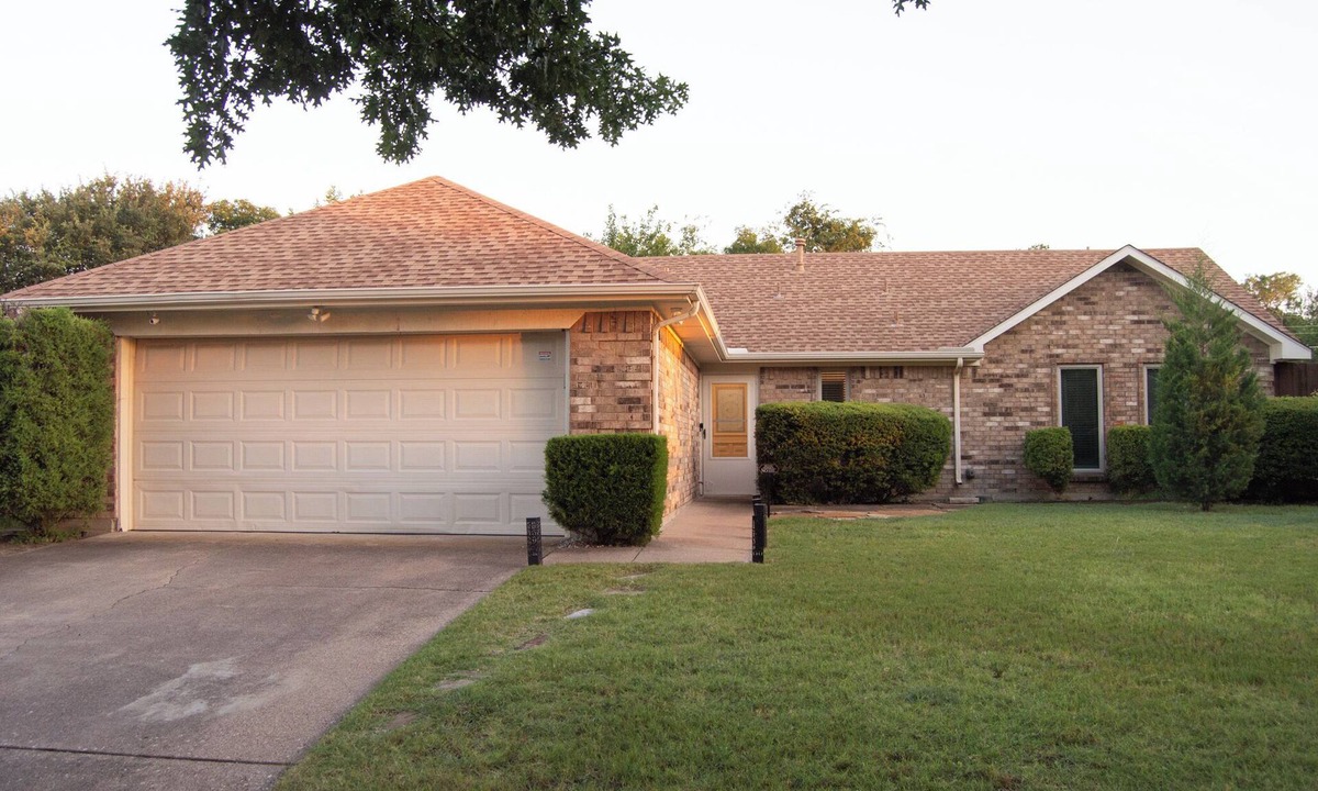 Frisco House | Family Haven Near Park:nClean, Central & Spacious