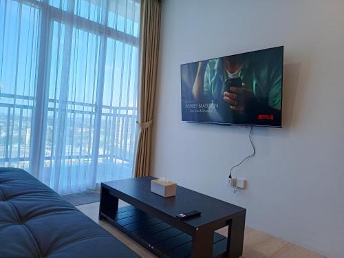 Lubuk Baja Apartment | Family Holiday Fun APT Netflix by MESA