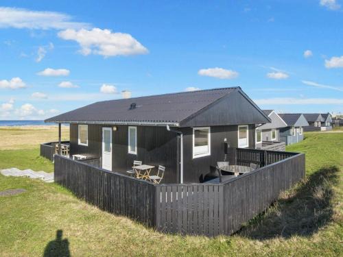 Trans House | Family Holiday Home by North Sea