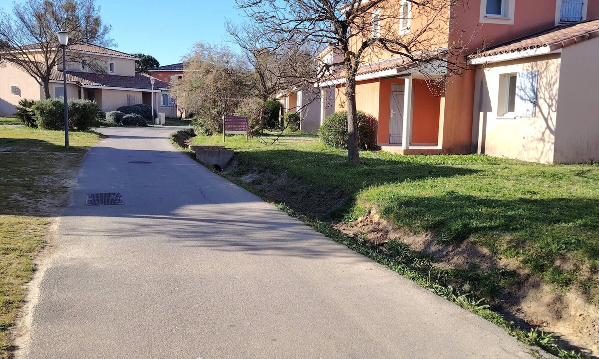 Fabregues Villa | Family home for couple and 2 children