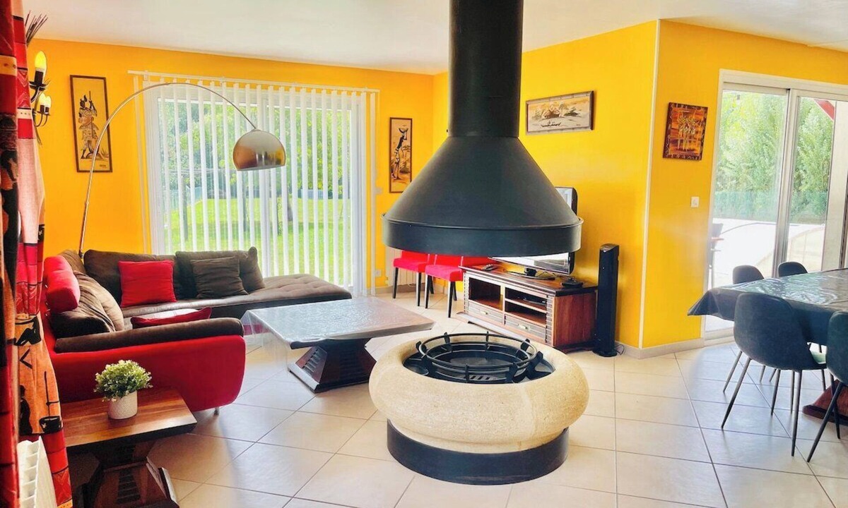 Donnery House | Family home in the countryside near Orleans