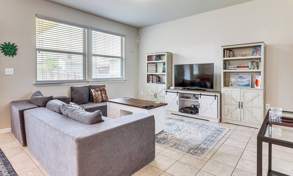 Buda House | Family Home w/Pool Access: 5 Mi to Downtown Buda!
