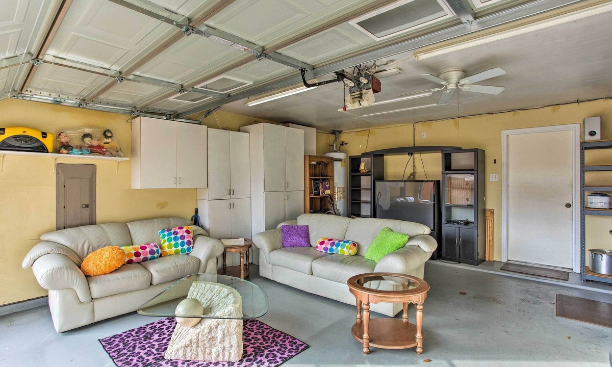 Richardson House | Family Home w/Yard, Walk to Breckinridge Park