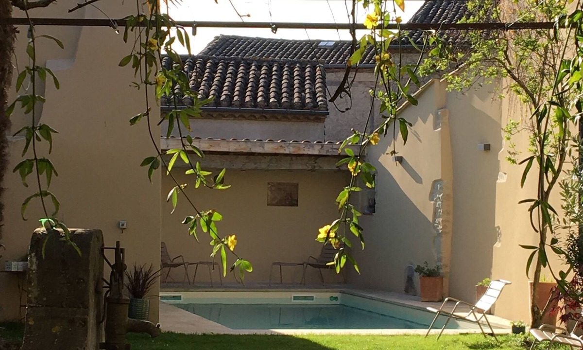 Lautrec House | Family home with pool