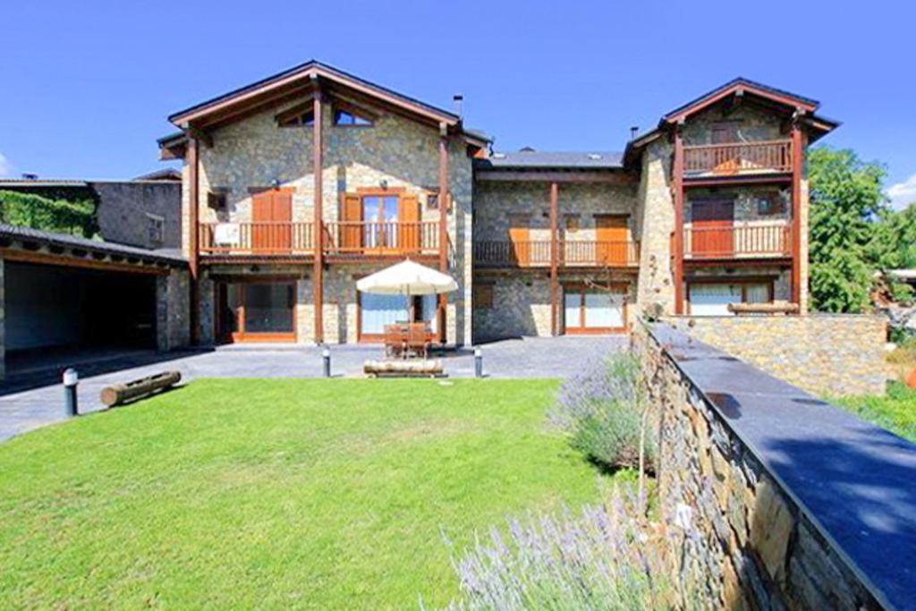 Bellver de Cerdanya House | Family House Bellver de Cerdanya
