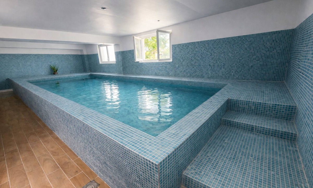 Terminiers House | Family house indoor pool & spa/22 pers