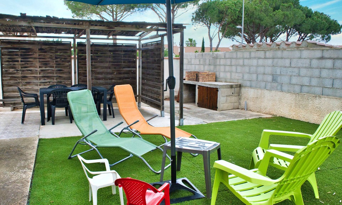 Saint-Hippolyte House | Family house with beautiful garden