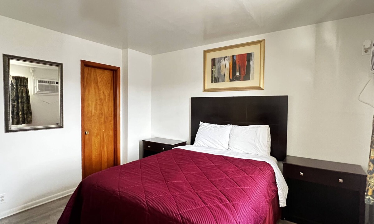 Watseka Hotel | Family Inn
