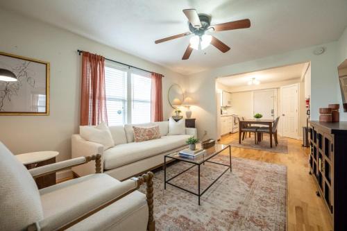 Greenwood House | Family Neighborhood - Full Yard - Parking