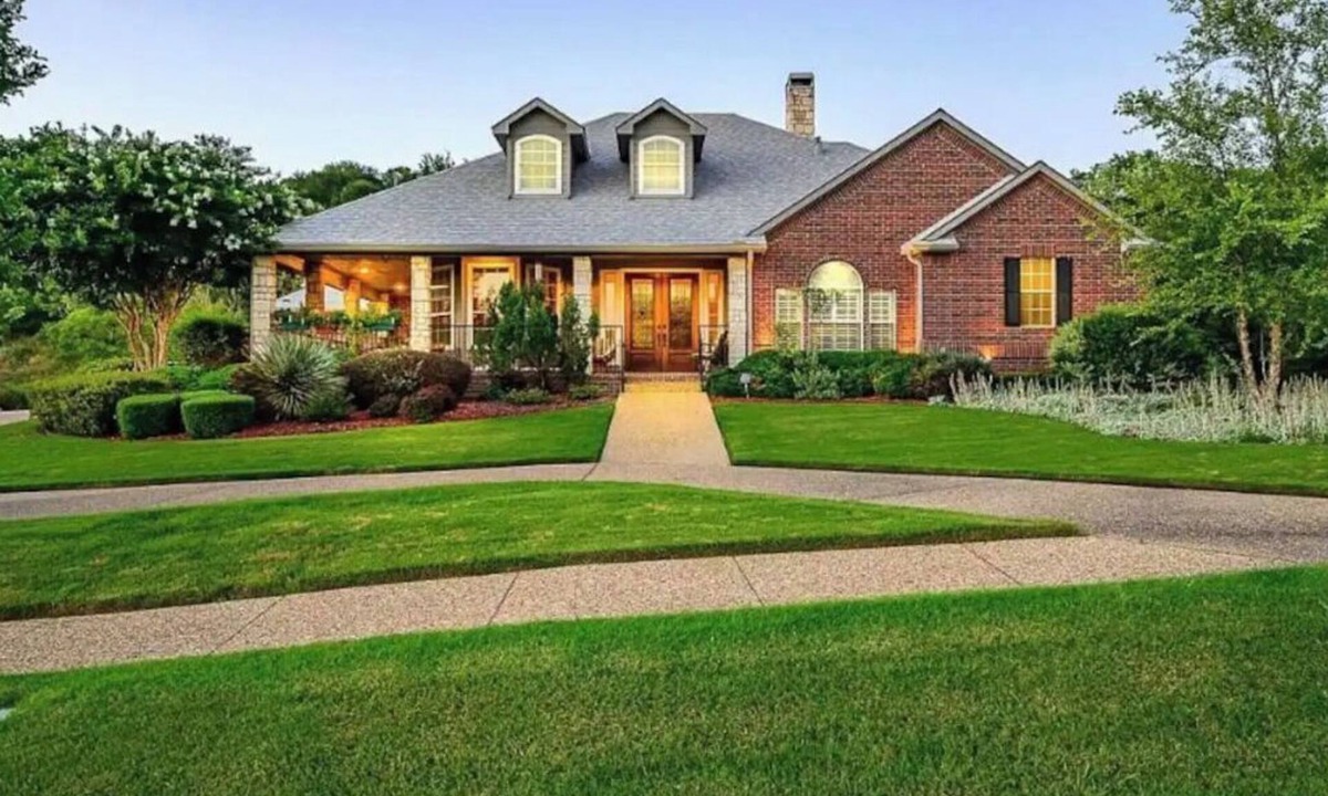 Cedar Hill House | Family Oasis 5 miles from Joe Pool Lake