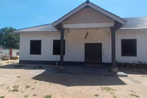 Padang Pasir Luas House | Family PCB Homestay