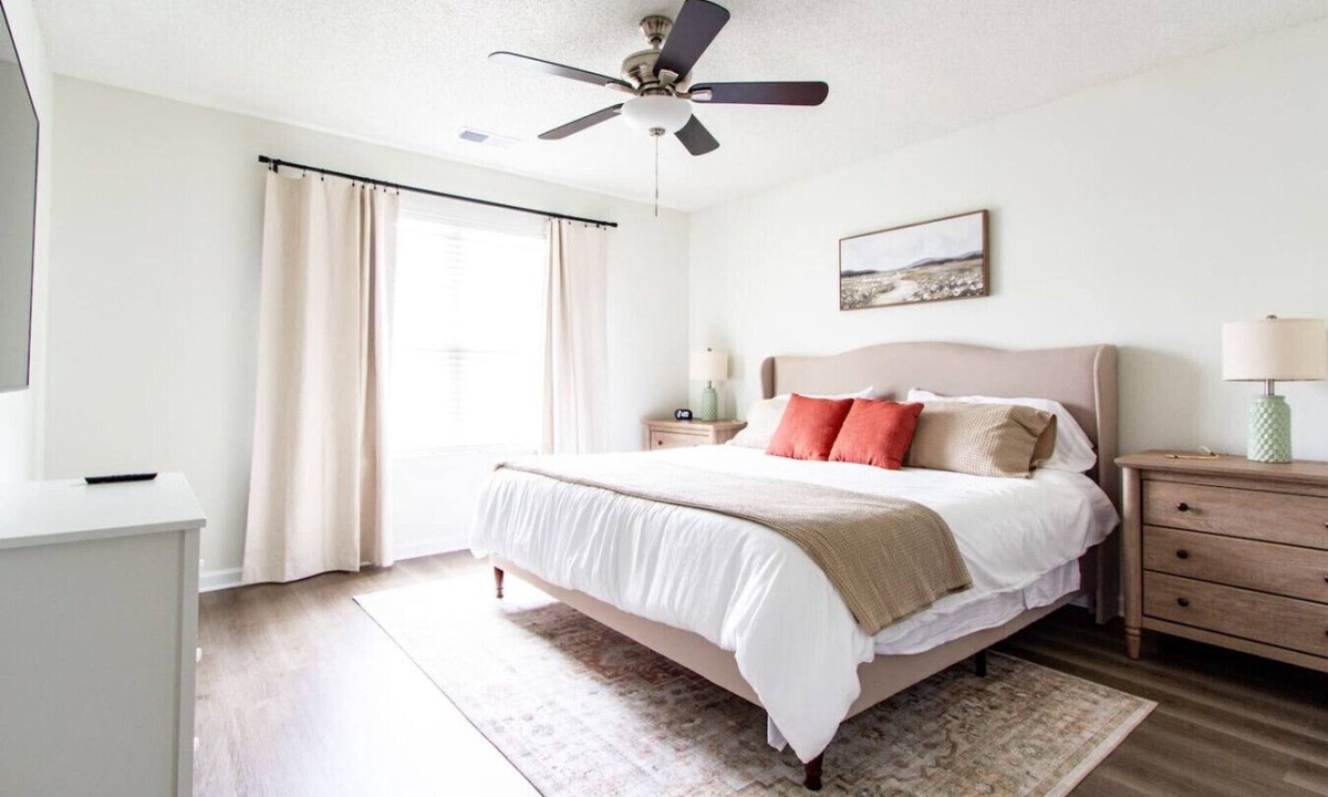 Olive Branch House | Family & Pet Friendly Hideaway | Game Loft + Private Yard