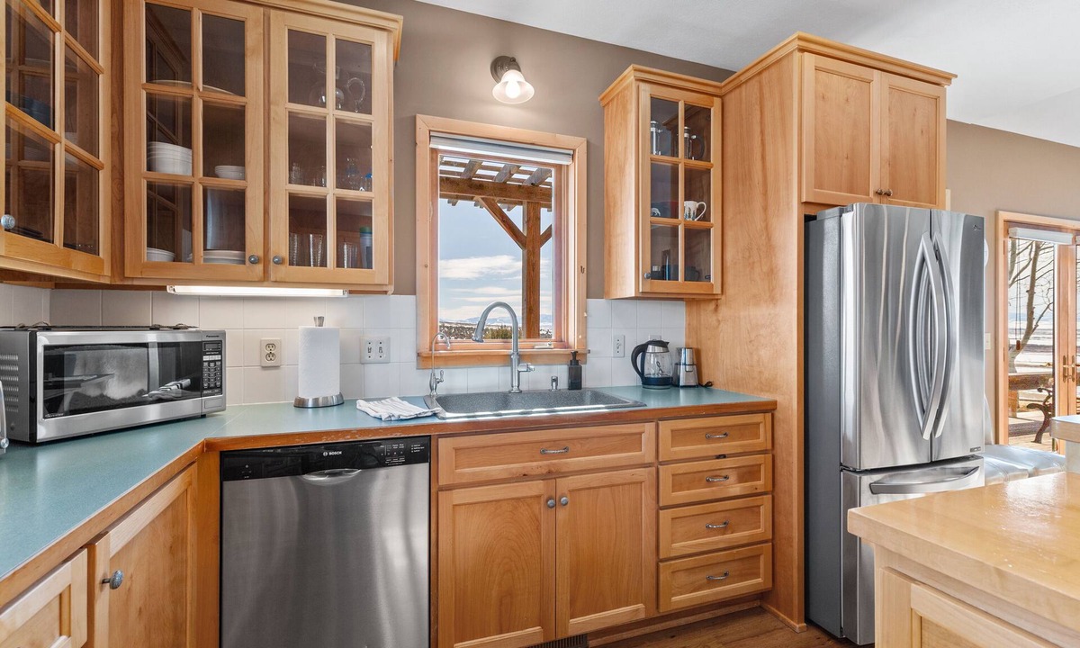 Belgrade House | Family Ranch with Fully Stocked Kitchen & Valley Views