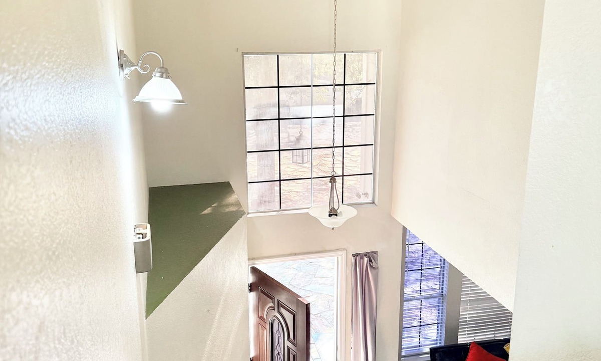 Round Rock House | Family Retreat Near Kalahari-Sleeps 11