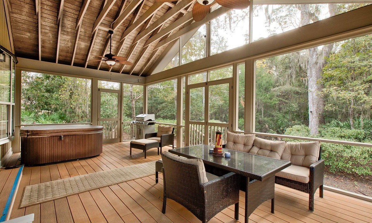 Saint Simons Island House | Family Retreat in Sea Palms Golf Resort with Hottub + 5 bikes, Pet Friendly