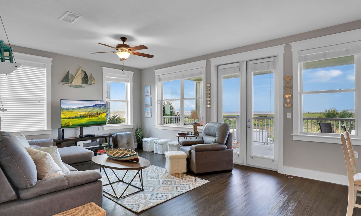 Red Fish Cove Condo | Family sized Condo with bay views AND gulf views. Short walk to the beach!