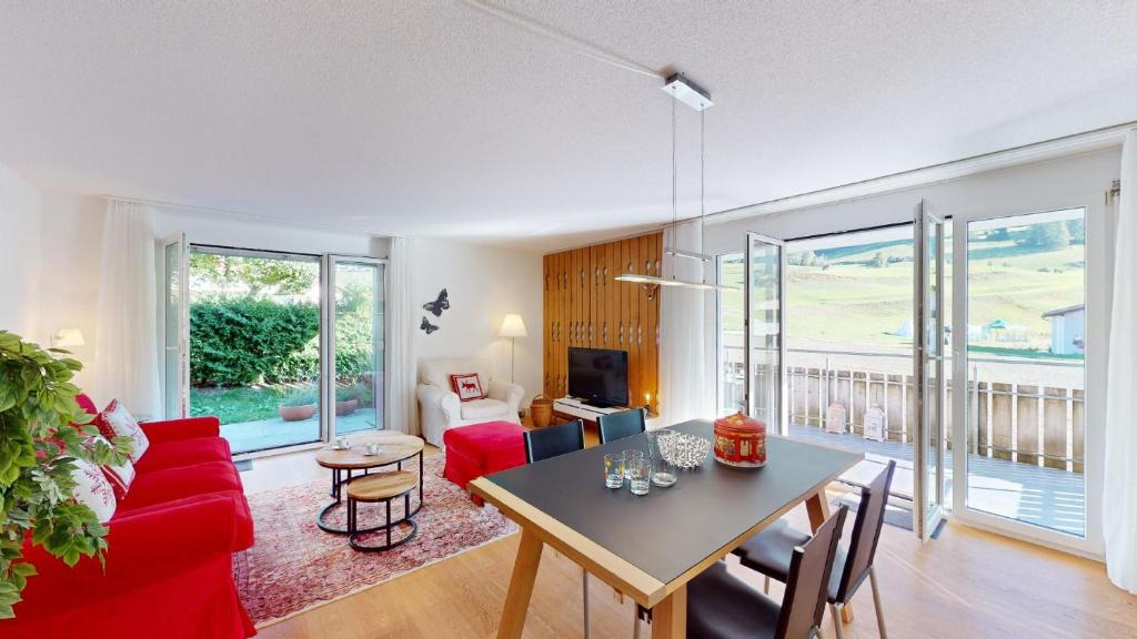 Lenz Apartment | Family ski oasis with mountain view