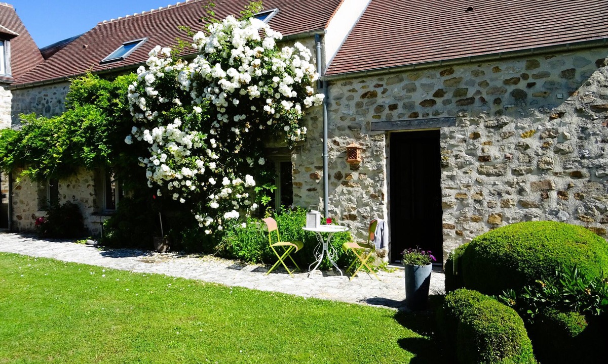 Fresnoy-le-Luat Bed & Breakfast | Family Suite & Home Breakfast - Garden | Parc Astérix, Senlis, Chantilly