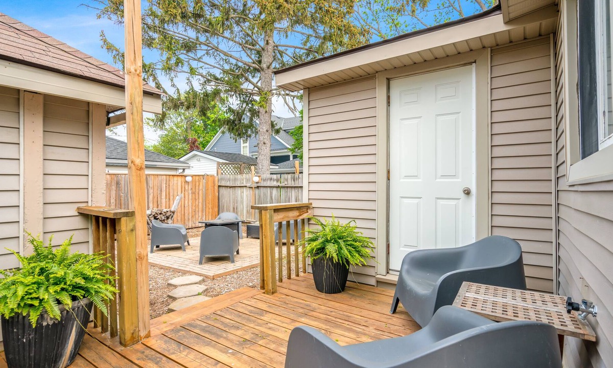 Crystal Beach Cottage | Family time at Coastal Cottage-5 min walk to beach