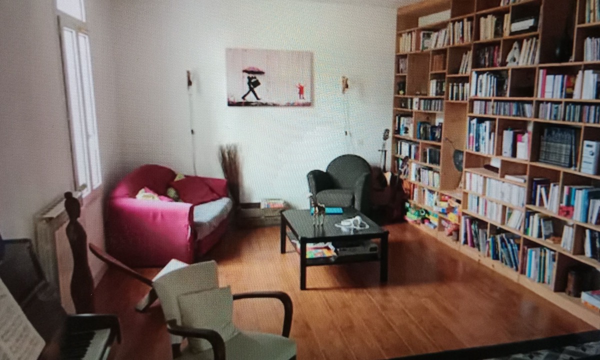 Montbazin House | Family townhouse