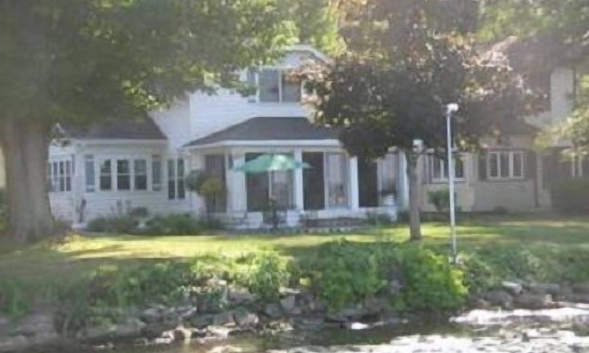 Ashville Cottage | Family traditions start here!