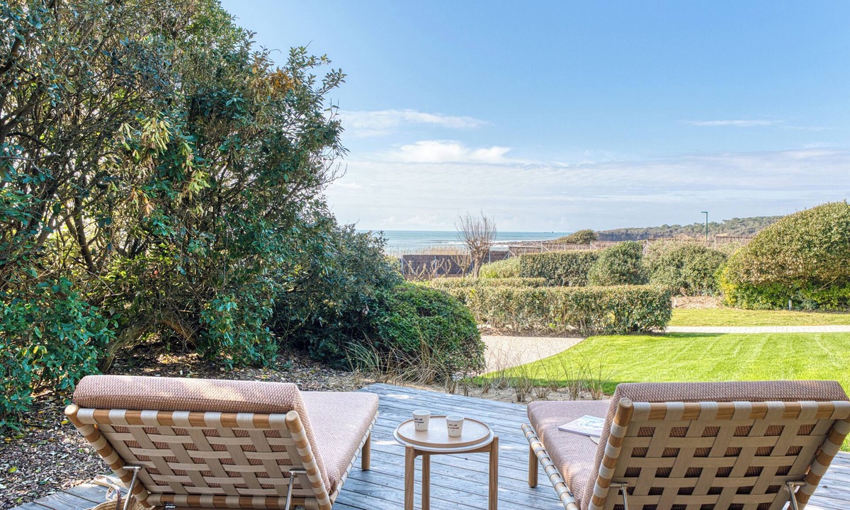 Bourgenay Villa | Family villa 15 guests: indoor pool, spa, ocean & Sables d'Olonne