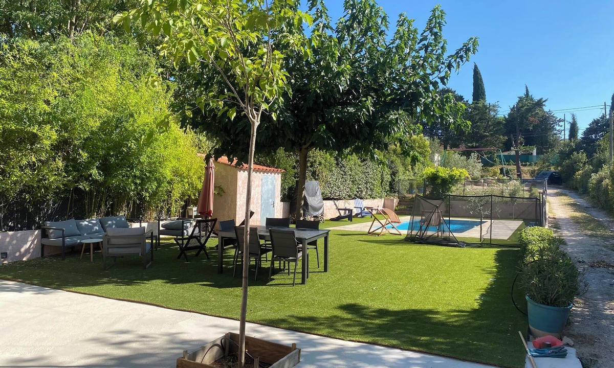 Bouc-Bel-Air Villa | Family villa 10min from Aix en Provence!