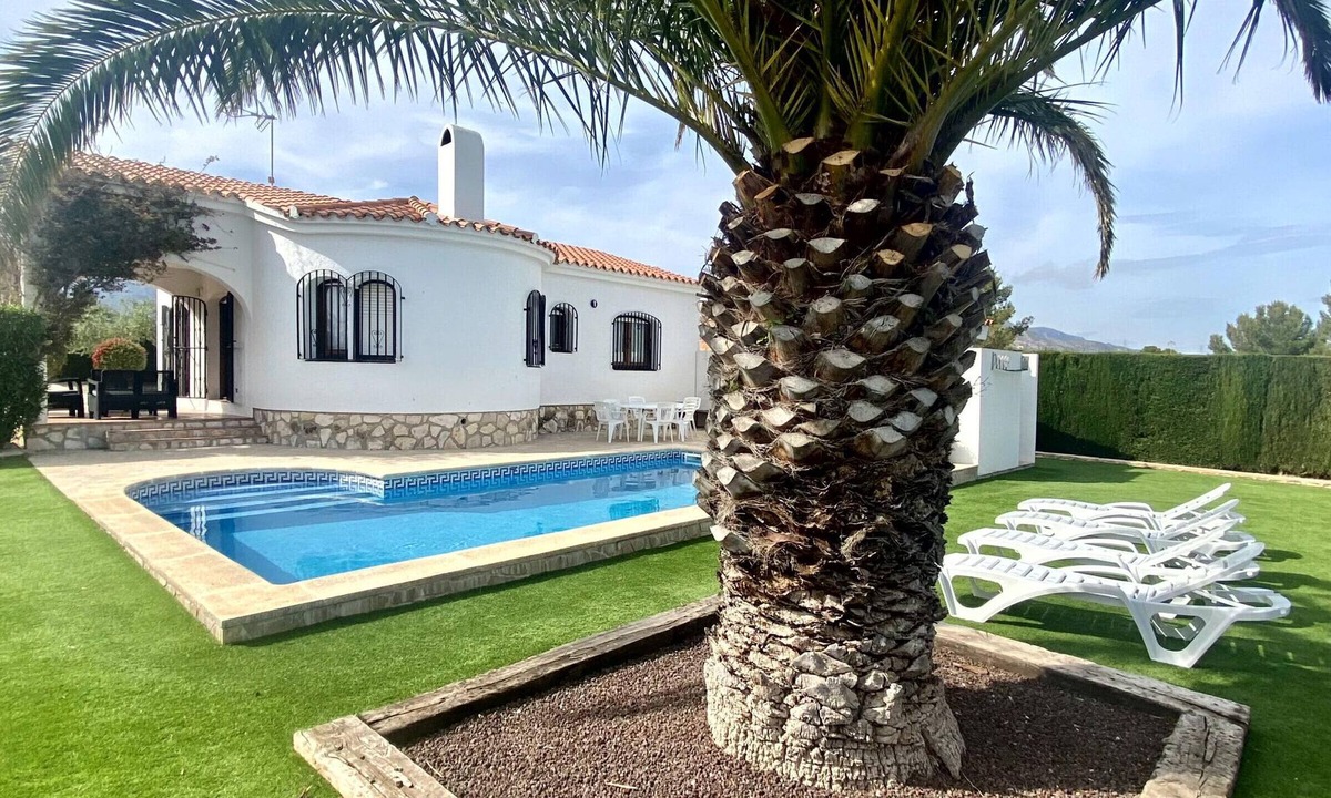 Calafat Cottage | Family Villa with Pool, Close to Beach, Sleeps 8