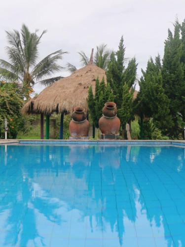 Tetebatu Hotel | Famoris Cottages