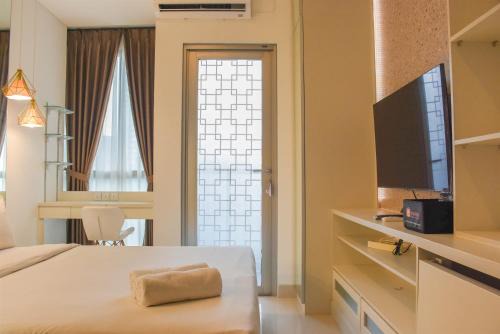 Semanggi Apartment | Fancy and NIce Studio at Ciputra World 2 Apartment By Travelio
