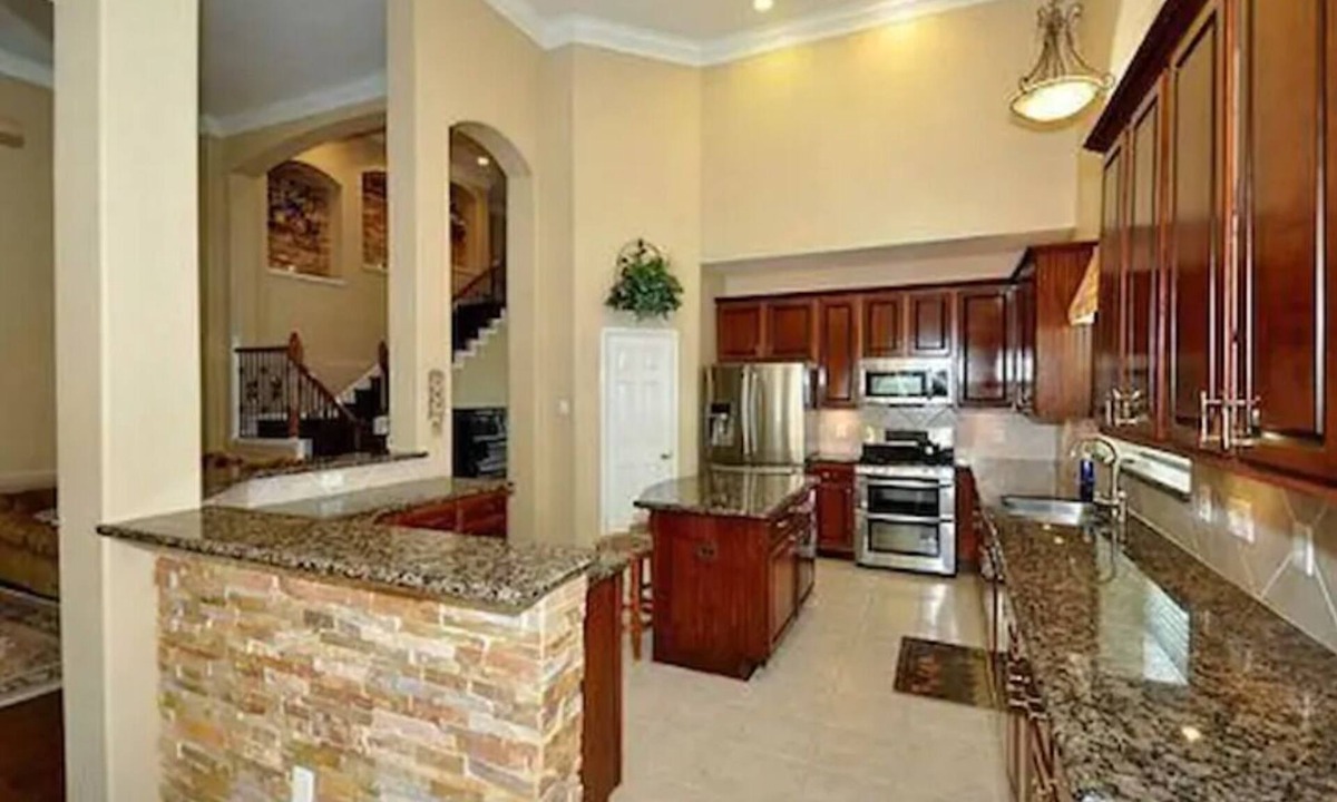 Barker House | ♕Fancy Home near Cypress♕