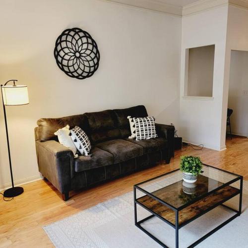Braeswood Place Apartment | Fantastic 1-Bedroom Close to Reliant Stadium & Medical Center
