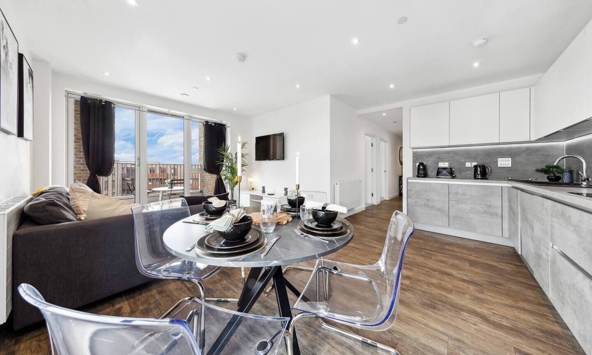Gascoigne Apartment | Fantastic 2 bed Flat with amazing view in Barking