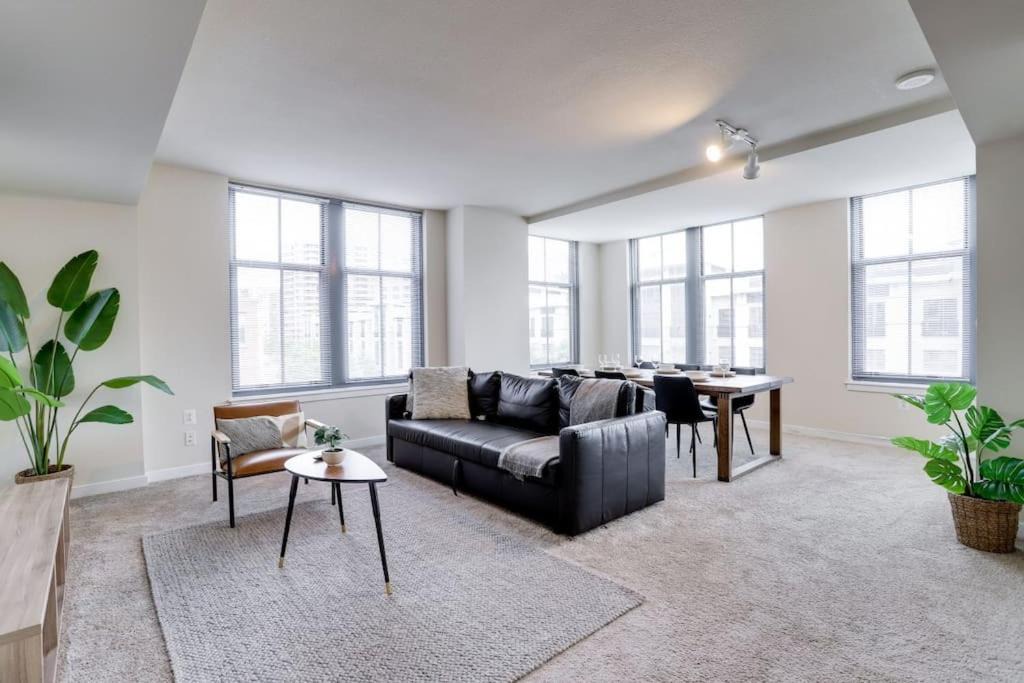 Aurora Highlands Apartment | Fantastic 2 BR Condo At Pentagon City