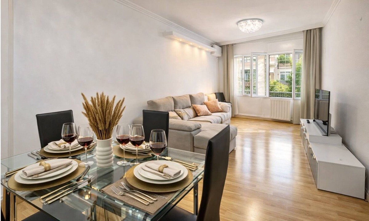 El Turo de la Peira Apartment | Fantastic and spacious apartment in Barcelona