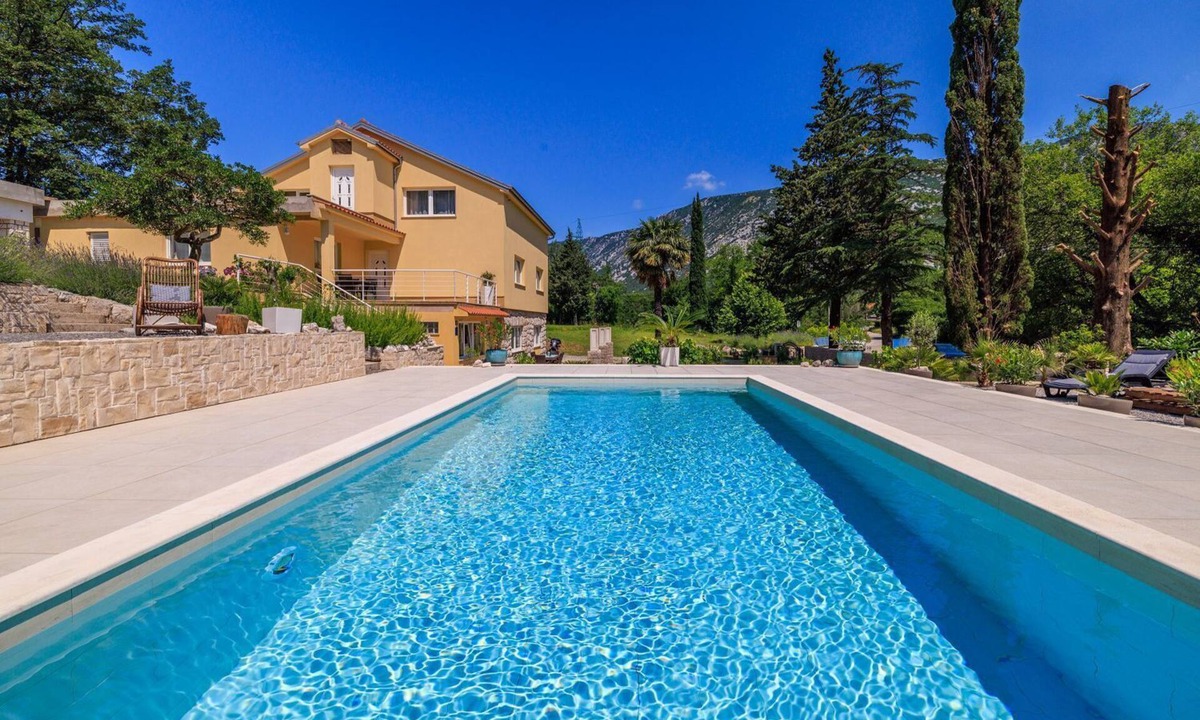 Tribalj Apartment | Fantastic apartment with pool, Mediterranean garden, barbecue, cot, WiFi