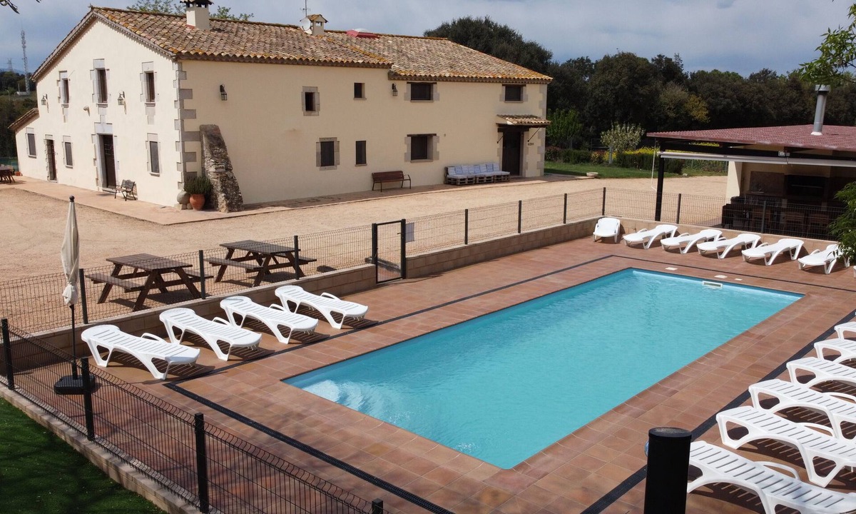 Fornells de la Selva Cottage | Fantastic complete house "Mas Serra" for 20-28 persons