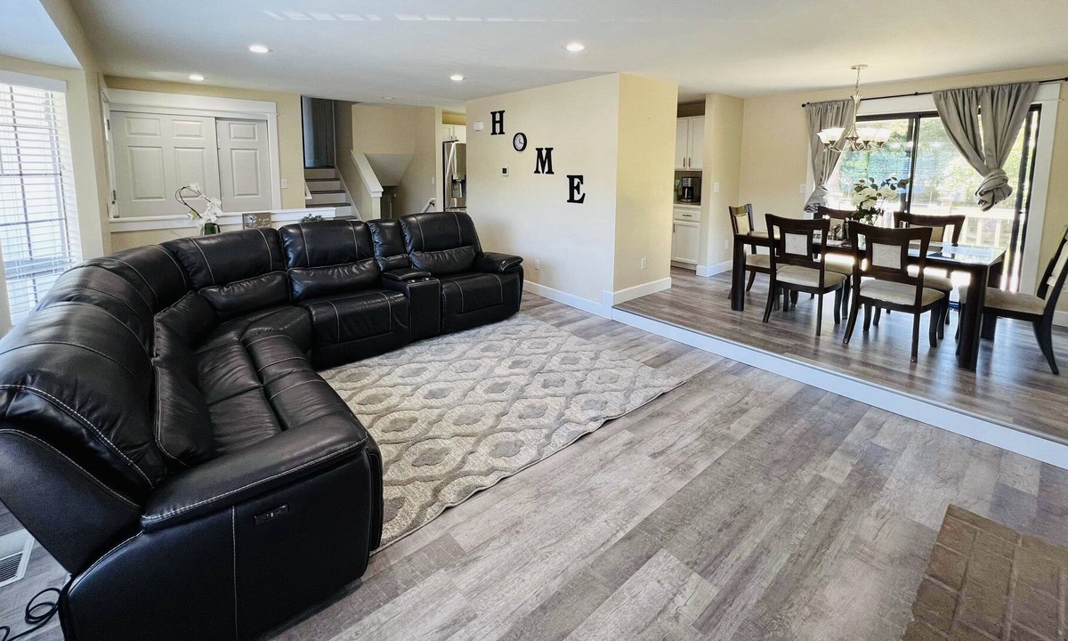 Bethel-Danebo House | Fantastic home minutes from the EUG Airport!