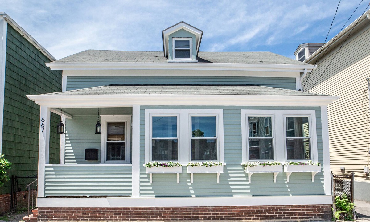 Fifth Ward House | Fantastic home with yard on Thames