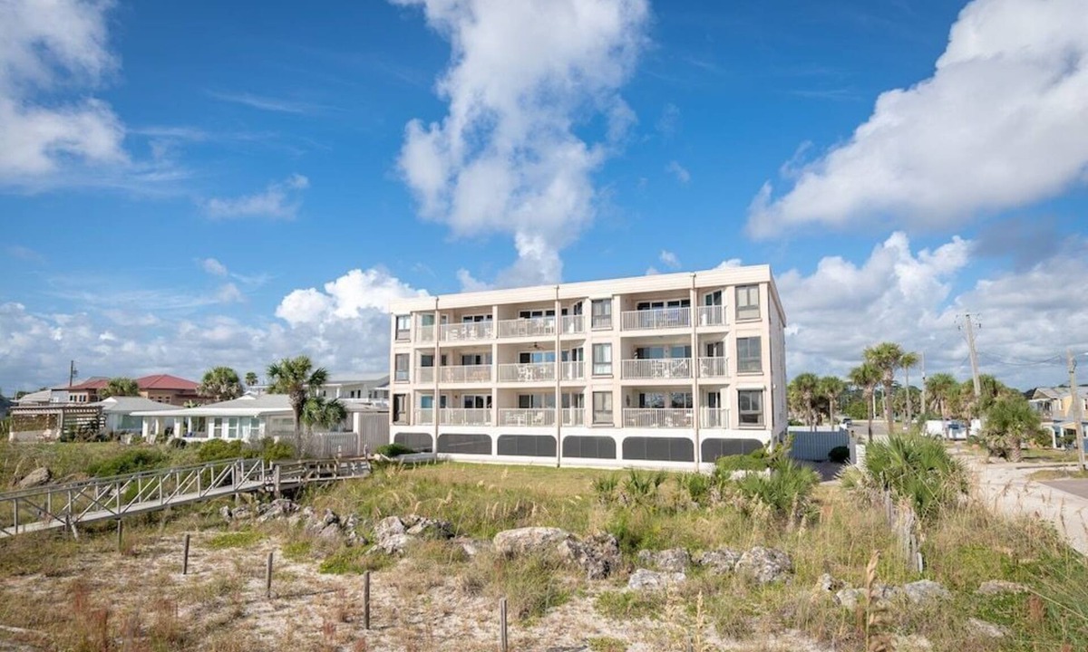 St. Augustine Beach Condo | Fantastic Oceanfront Corner Condo with Panoramic Views and Private Pool