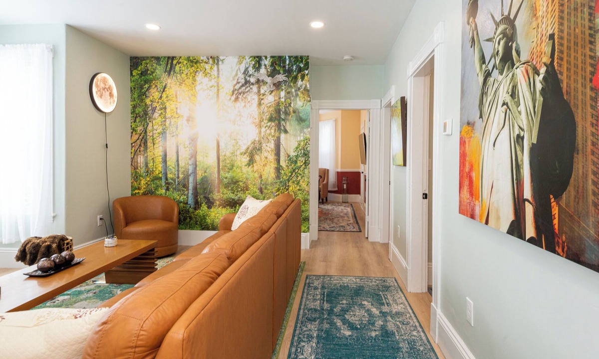 Beverly Apartment | Fantastic remodeled 3-bedroom apartment with AC in charming downtown Beverly.