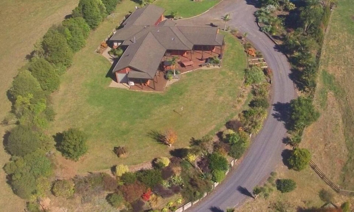 Bombay Other | Fantastic rural views farm house