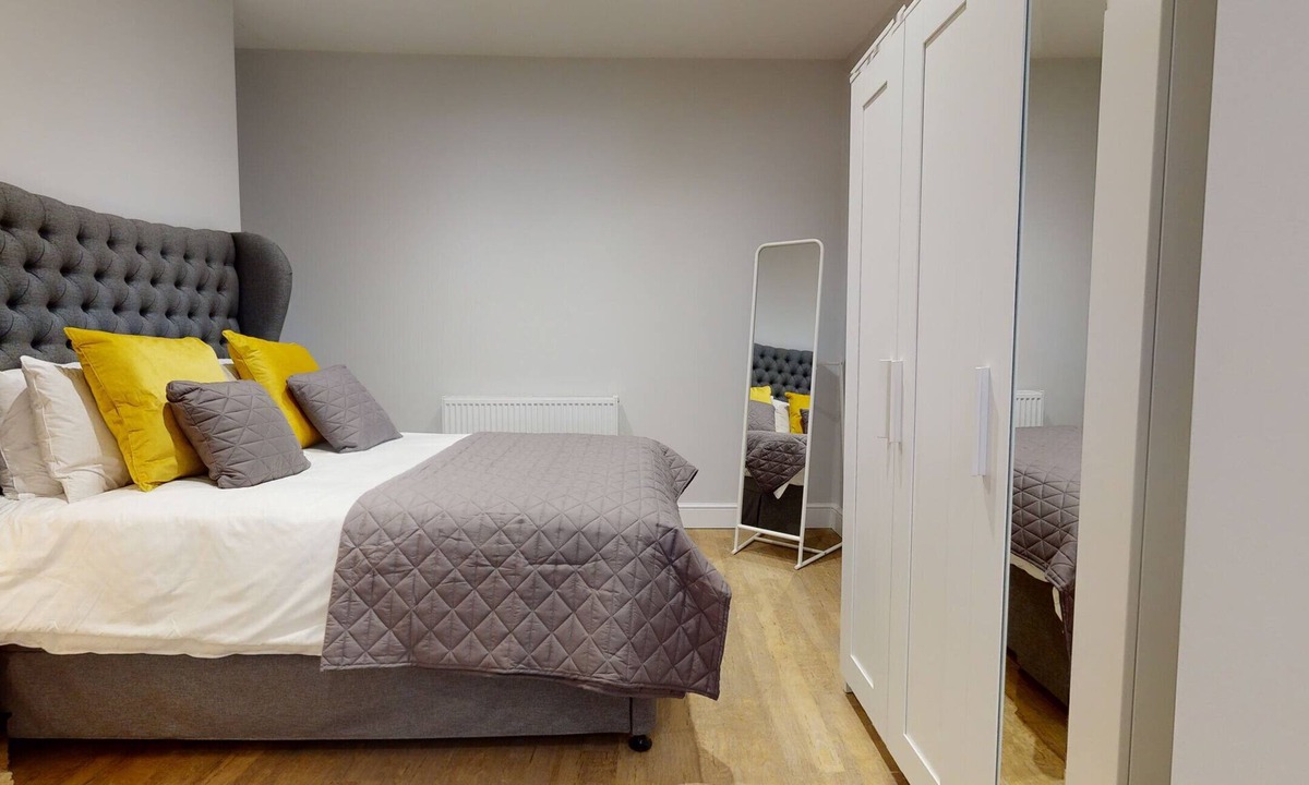 Coventry City Centre Apartment | Fantastic Studio Apartment