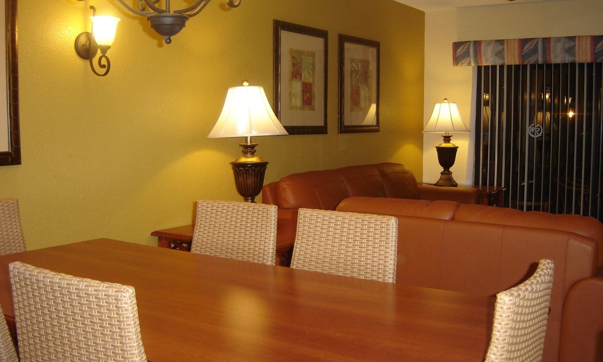 West Kissimmee Condo | Fantastic Villa! Close to DISNEY ! Vacation villa w/pool, jacuzzi's,
