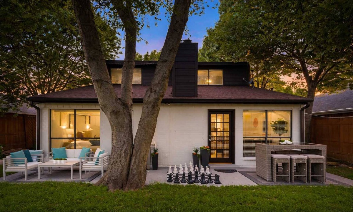 Far North Dallas House | Far North Dallas Chic Haven